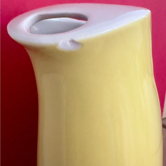 Hall Vintage Fantastic Pitcher Water Iced Tea Pottery USA Bright Yellow MCM - Picture 6 of 6